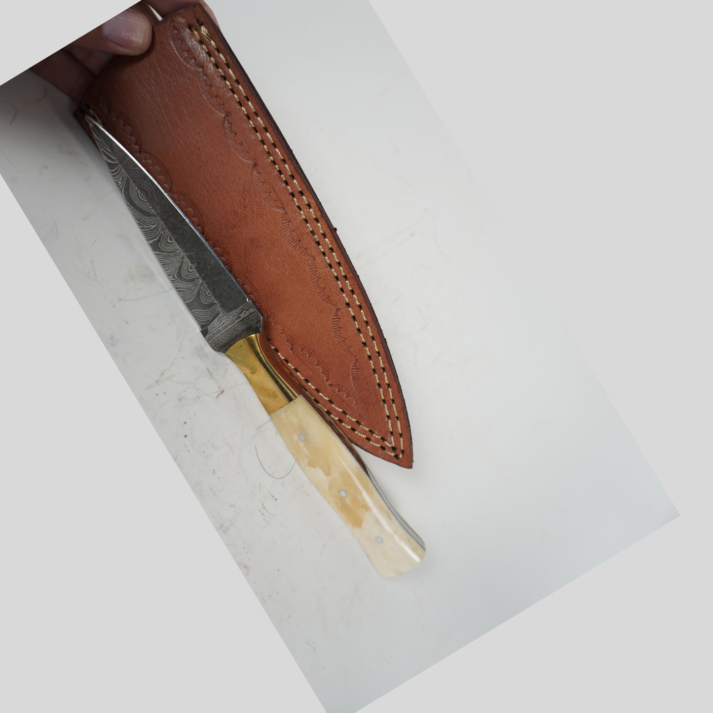 Handmade Damascus steel full tang fixed blade knife