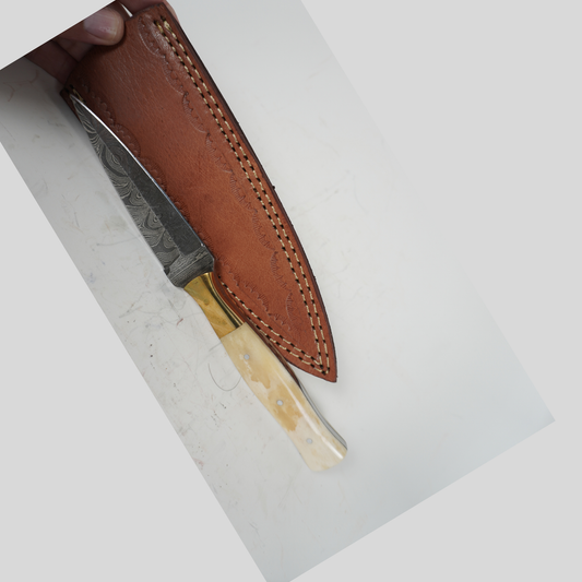 Handmade Damascus steel full tang fixed blade knife