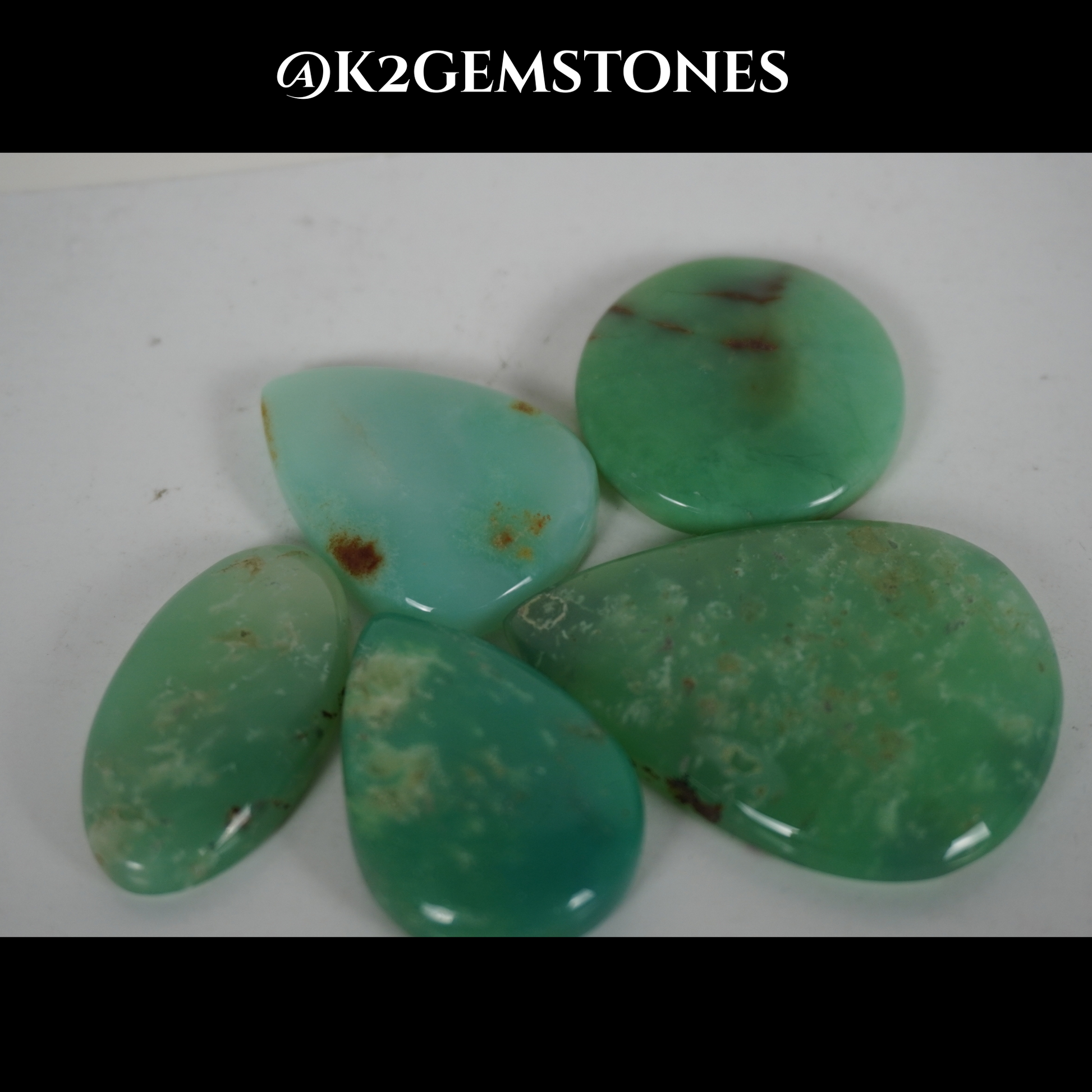 Chrysoprase cabochons
