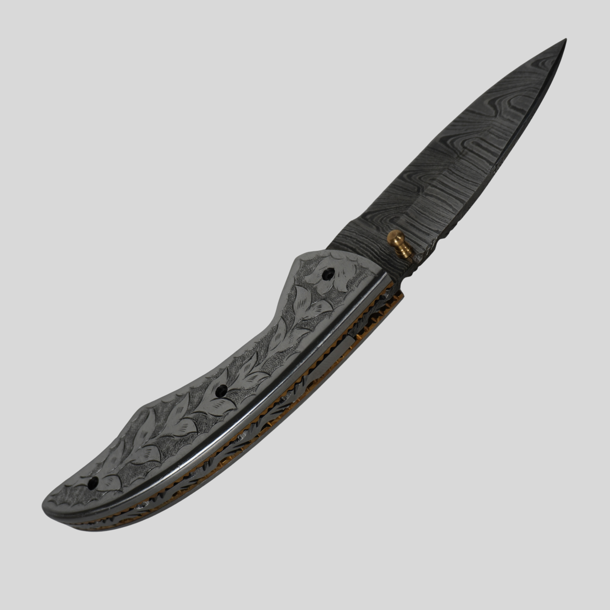 handmade damascus folding knife