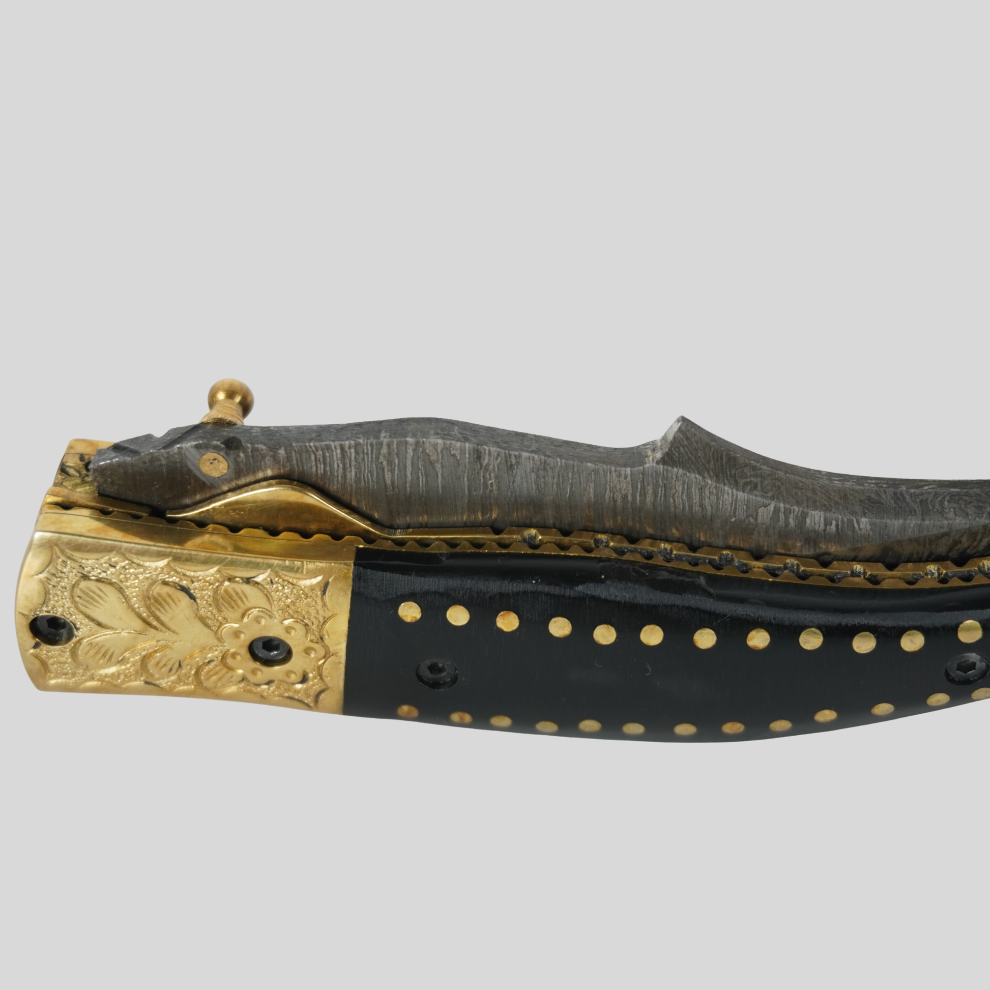 damascus steel folding knife