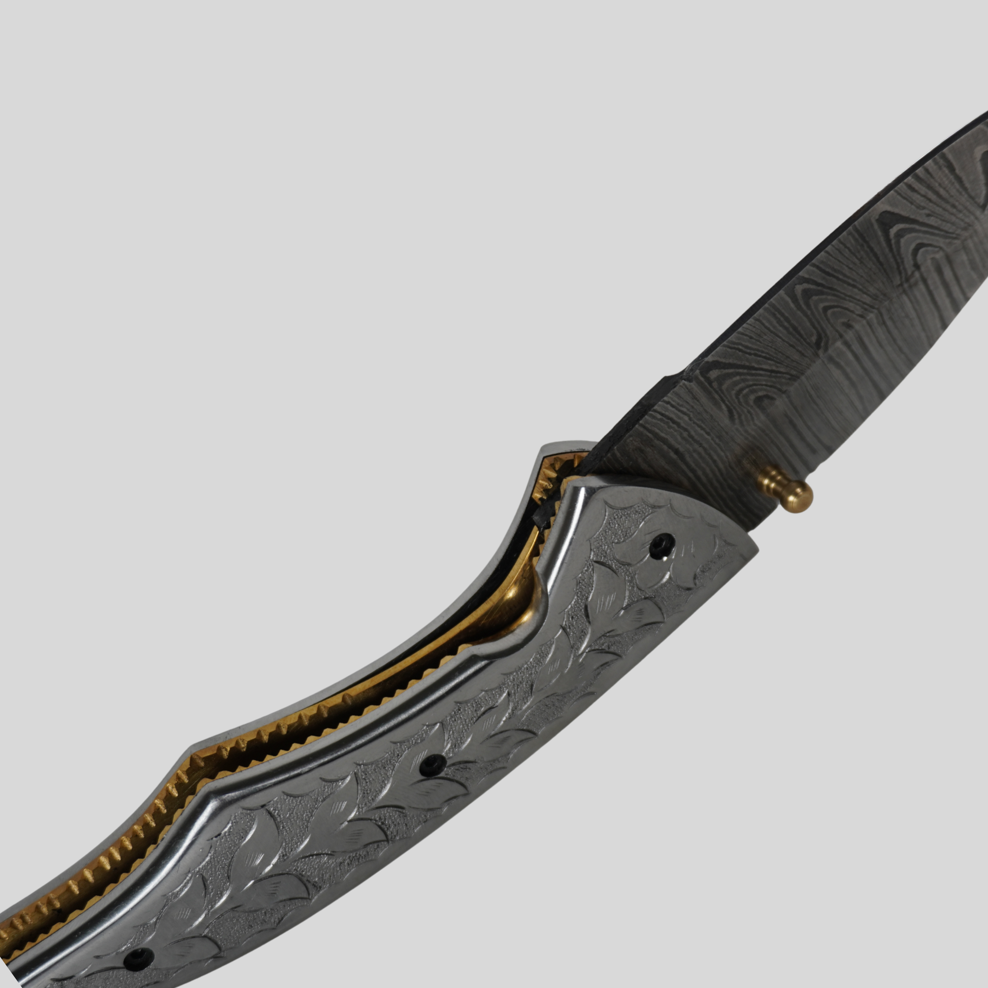 handmade damascus folding knife