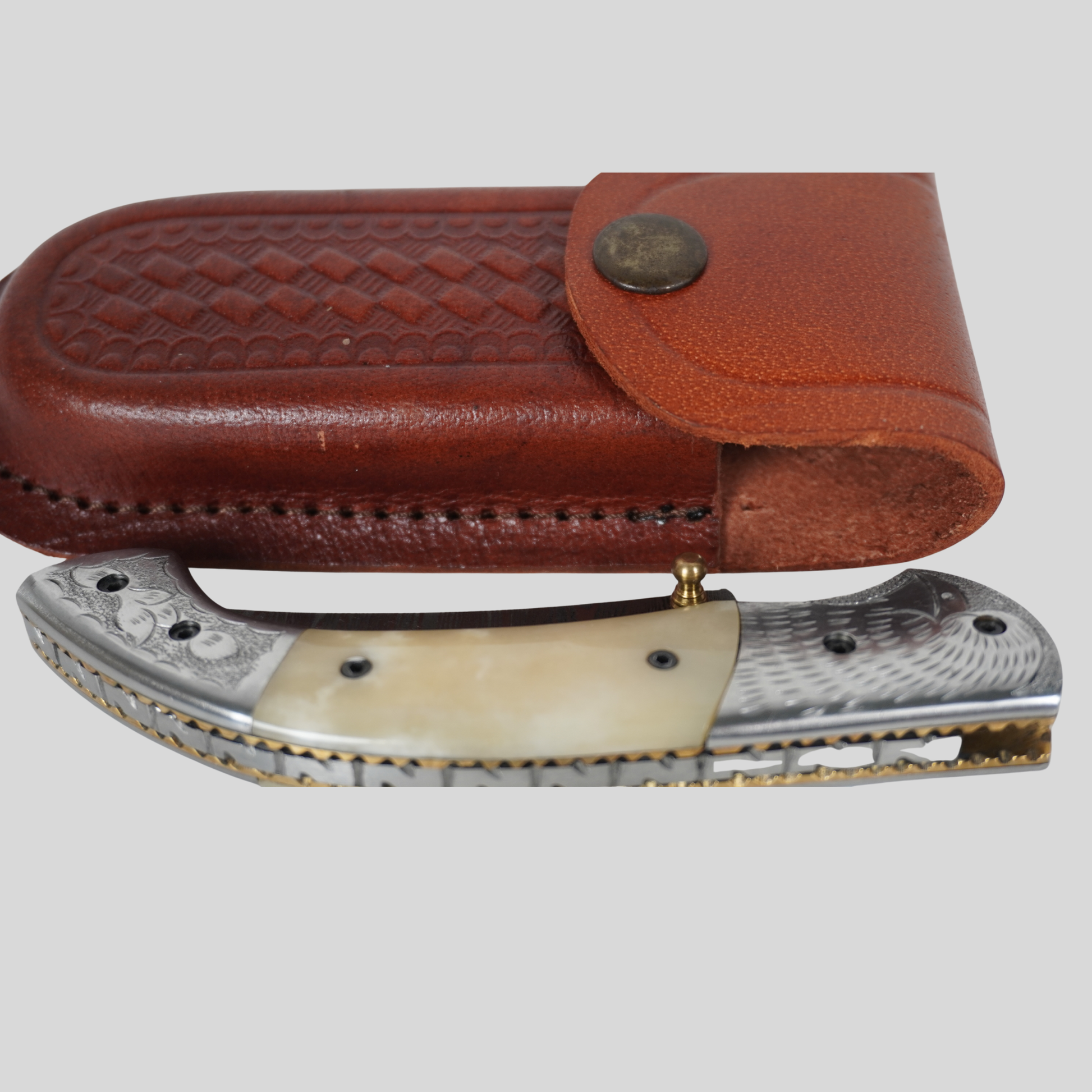 handmade damascus pocket knife