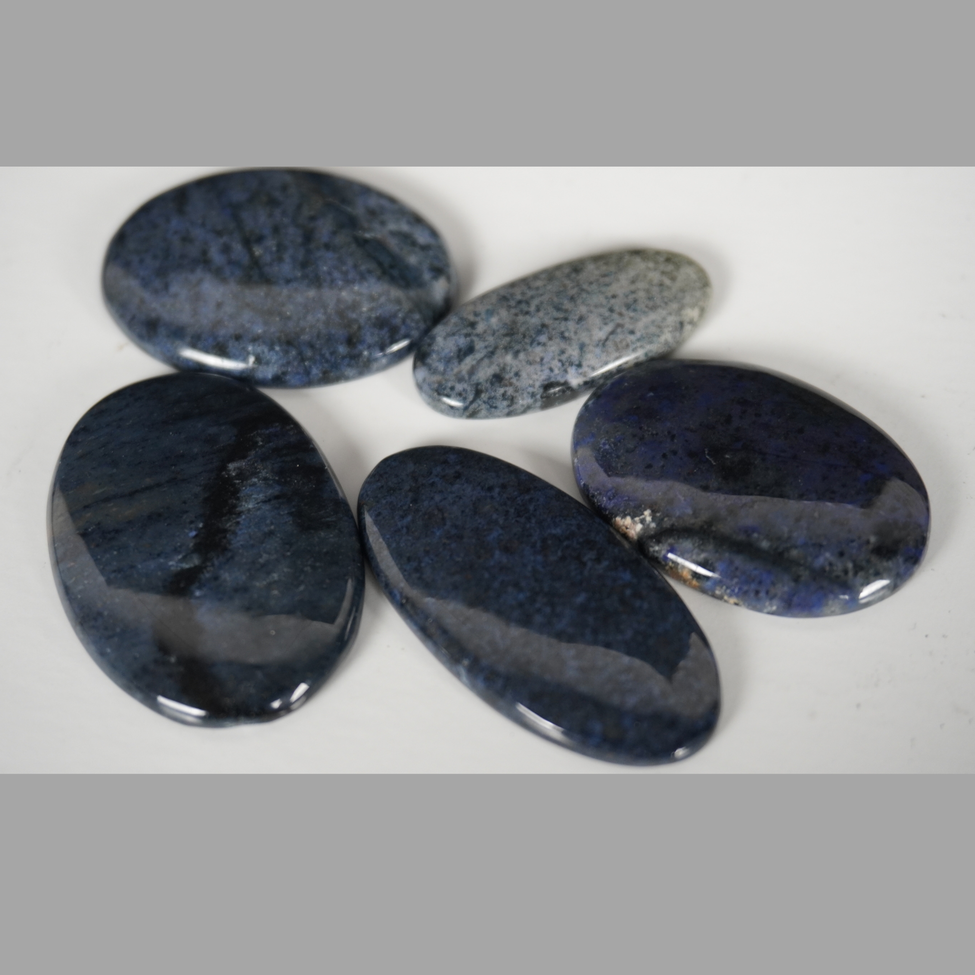 Diorite cabochons