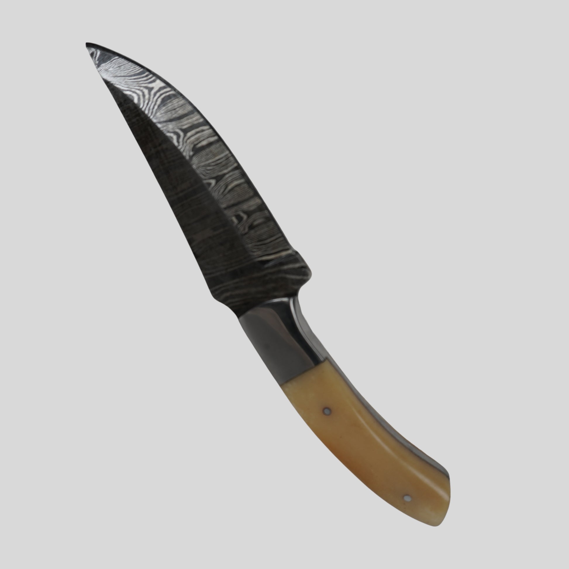 handmade damascus knife