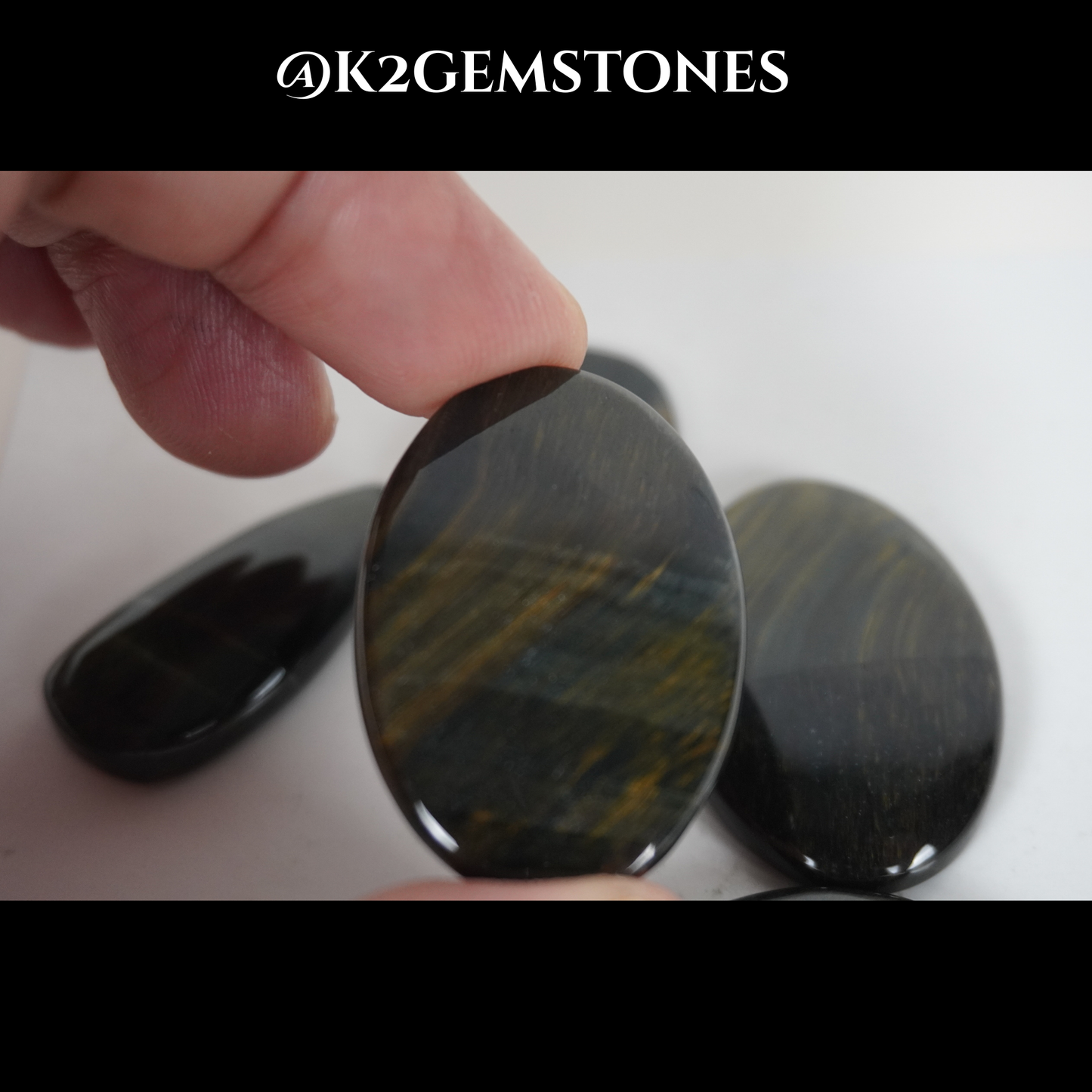 Star onyx cabochons