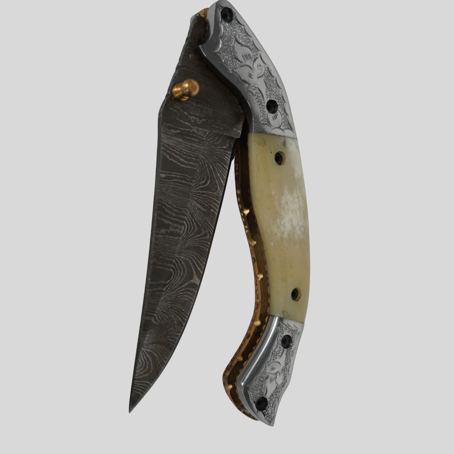 handmade damascus folding knife