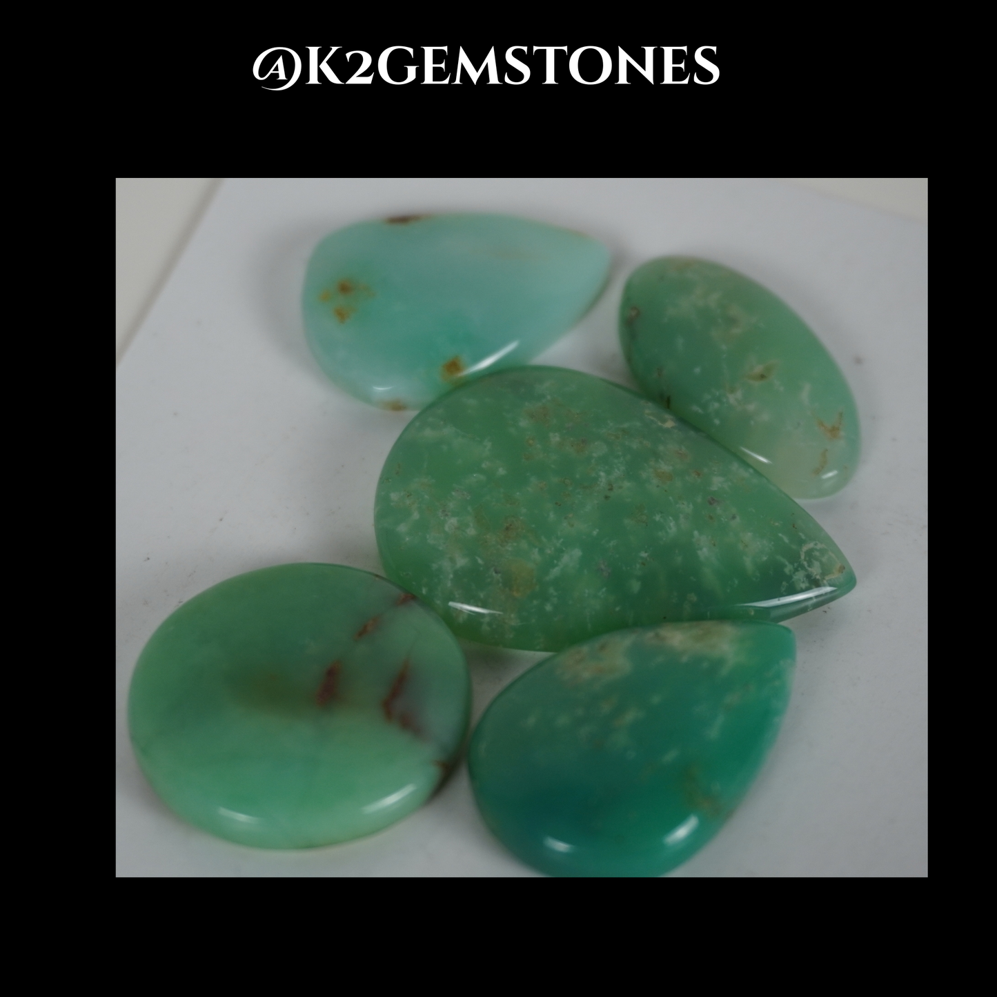 Chrysoprase cabochons