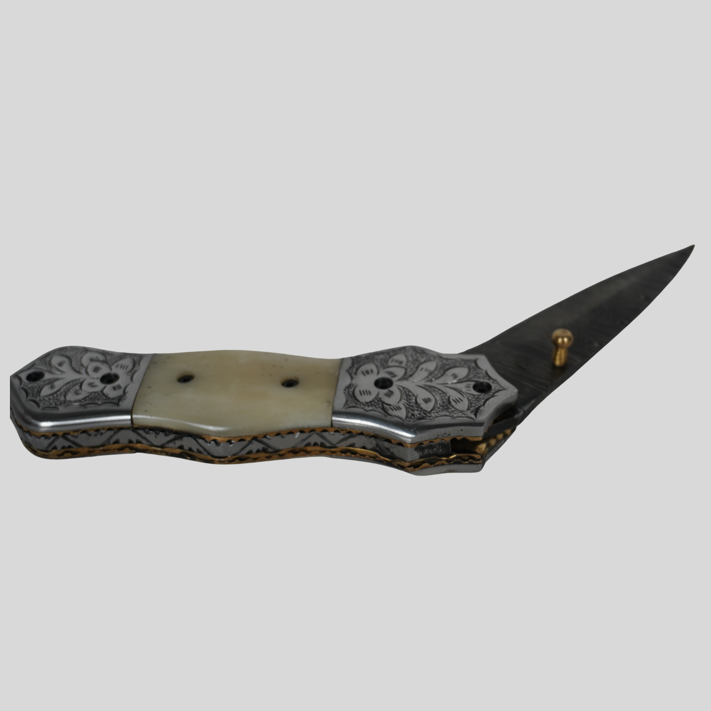 Handcrafted Damascus Steel Pocket Knife – Camel Bone Handle with Leather Sheath | 5” Blade