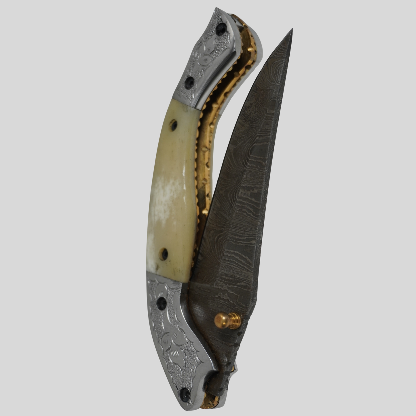 handmade damascus folding knife