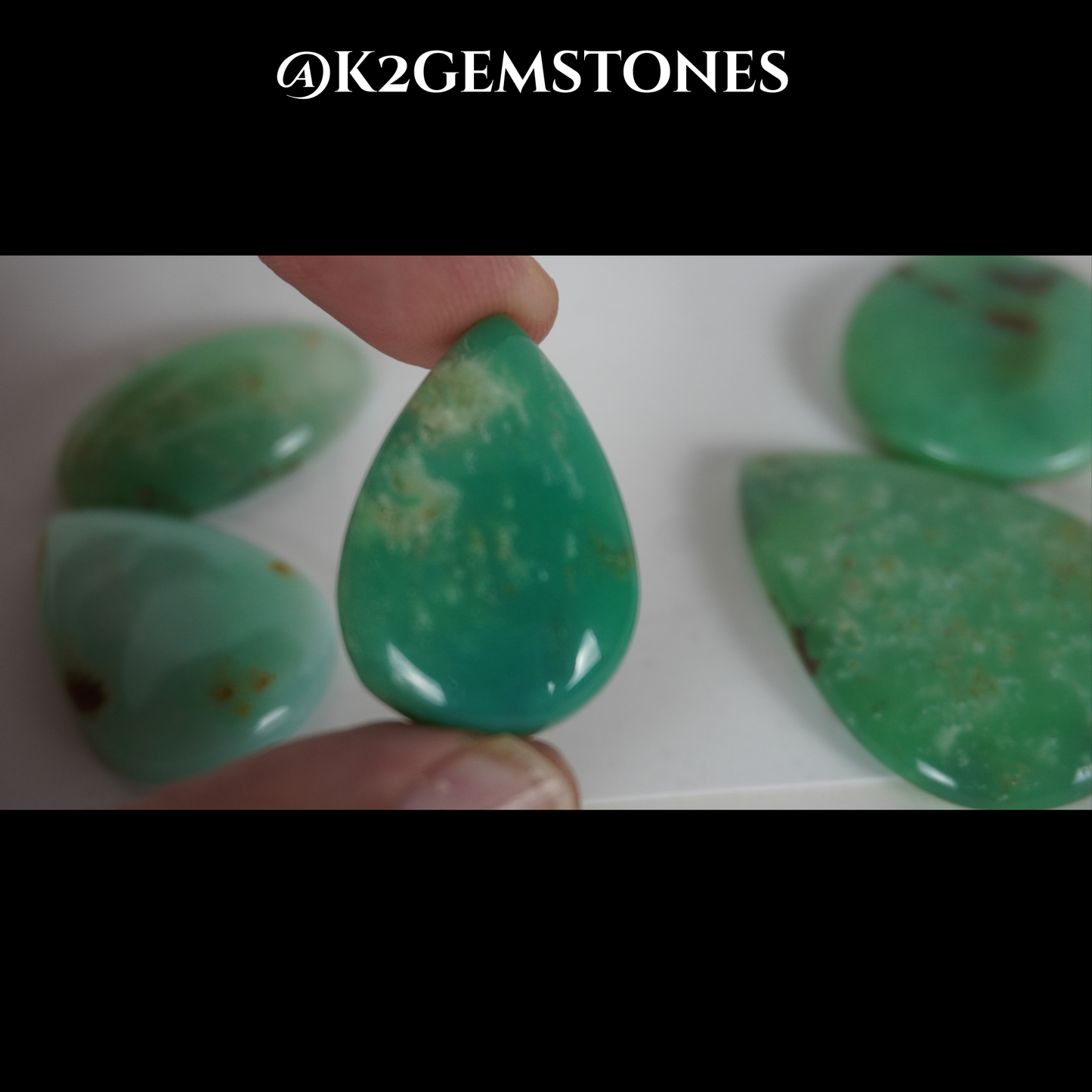 Chrysoprase cabochons