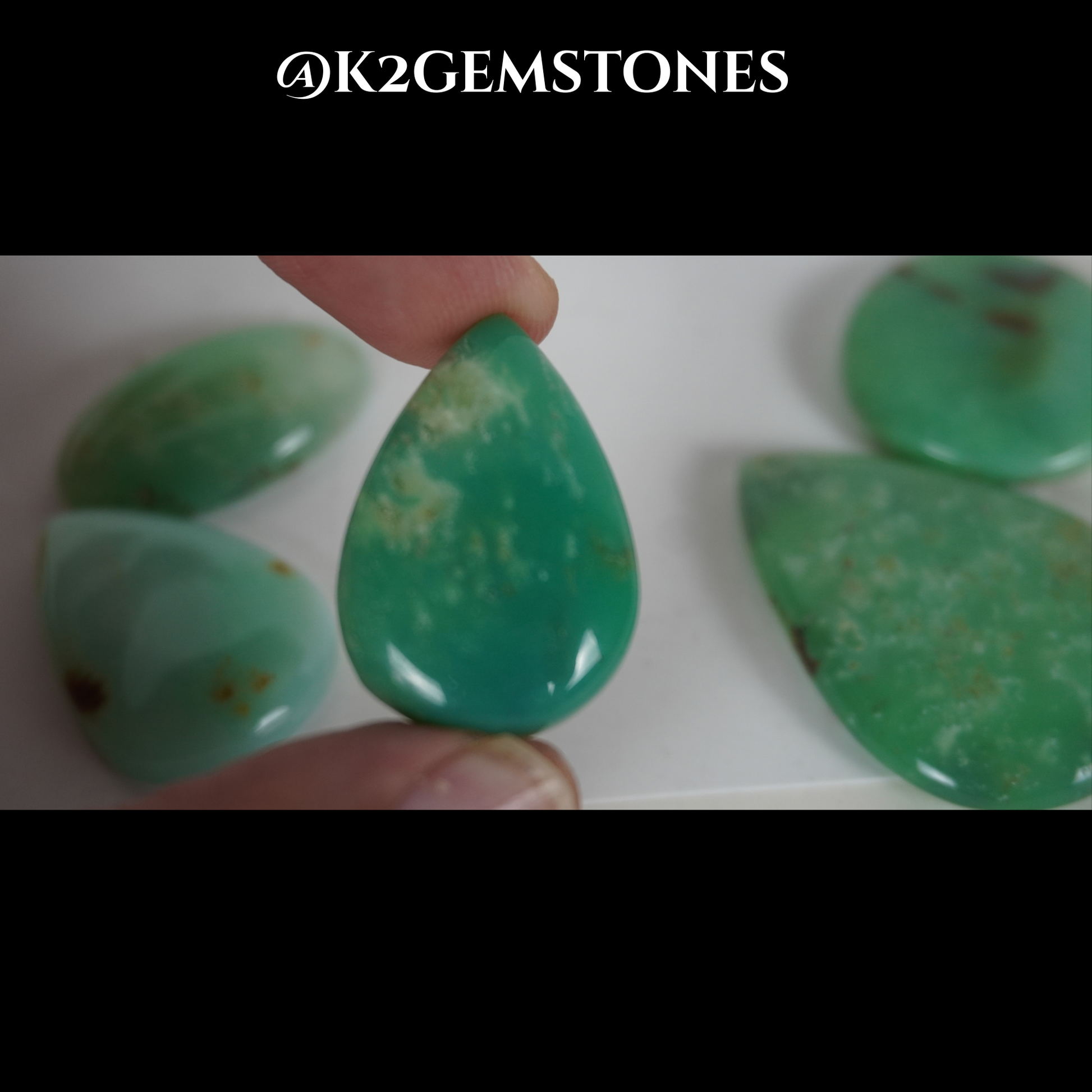 Chrysoprase cabochons